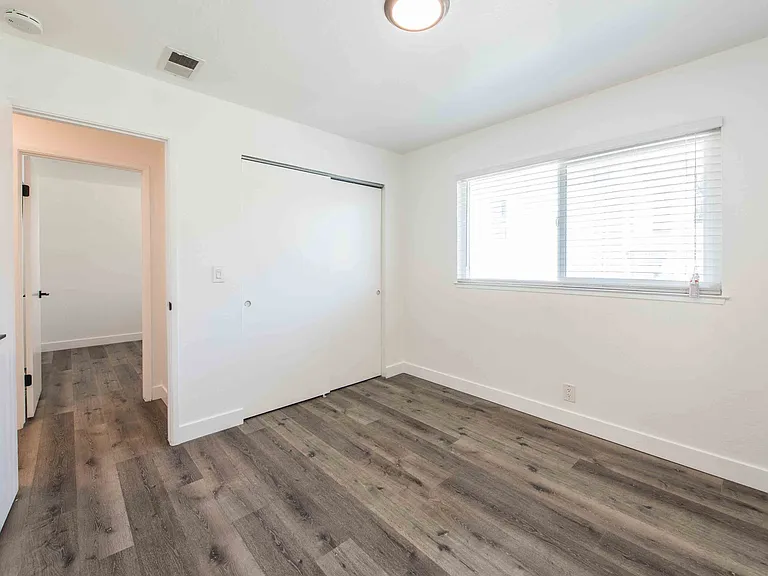 128 E Reed St #3 — Photo 6