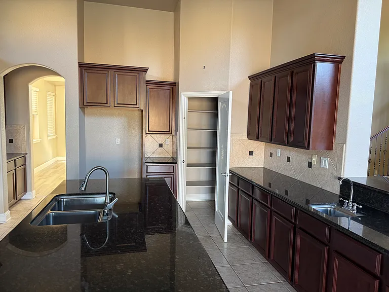 409 Foskett Ranch Ct — Photo 10