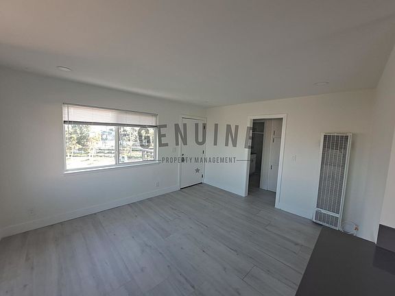 5th image of 101 Huntington St #229