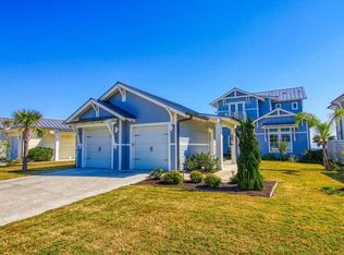 122 Reserve Ln, Rockport, TX 78382