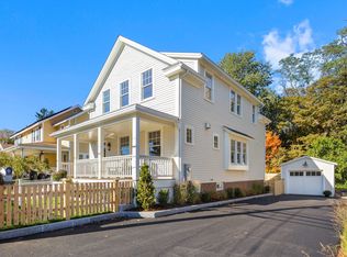 14 Highland Ave, Newburyport, MA 01950