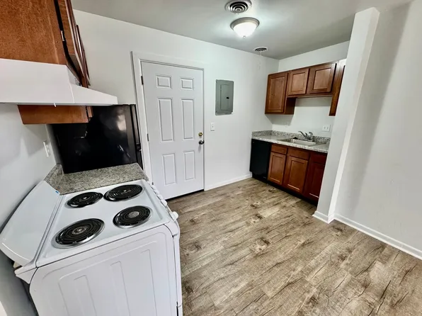400 Perrin St., 400 Perrin St APT 6, Ypsilanti, MI 48197