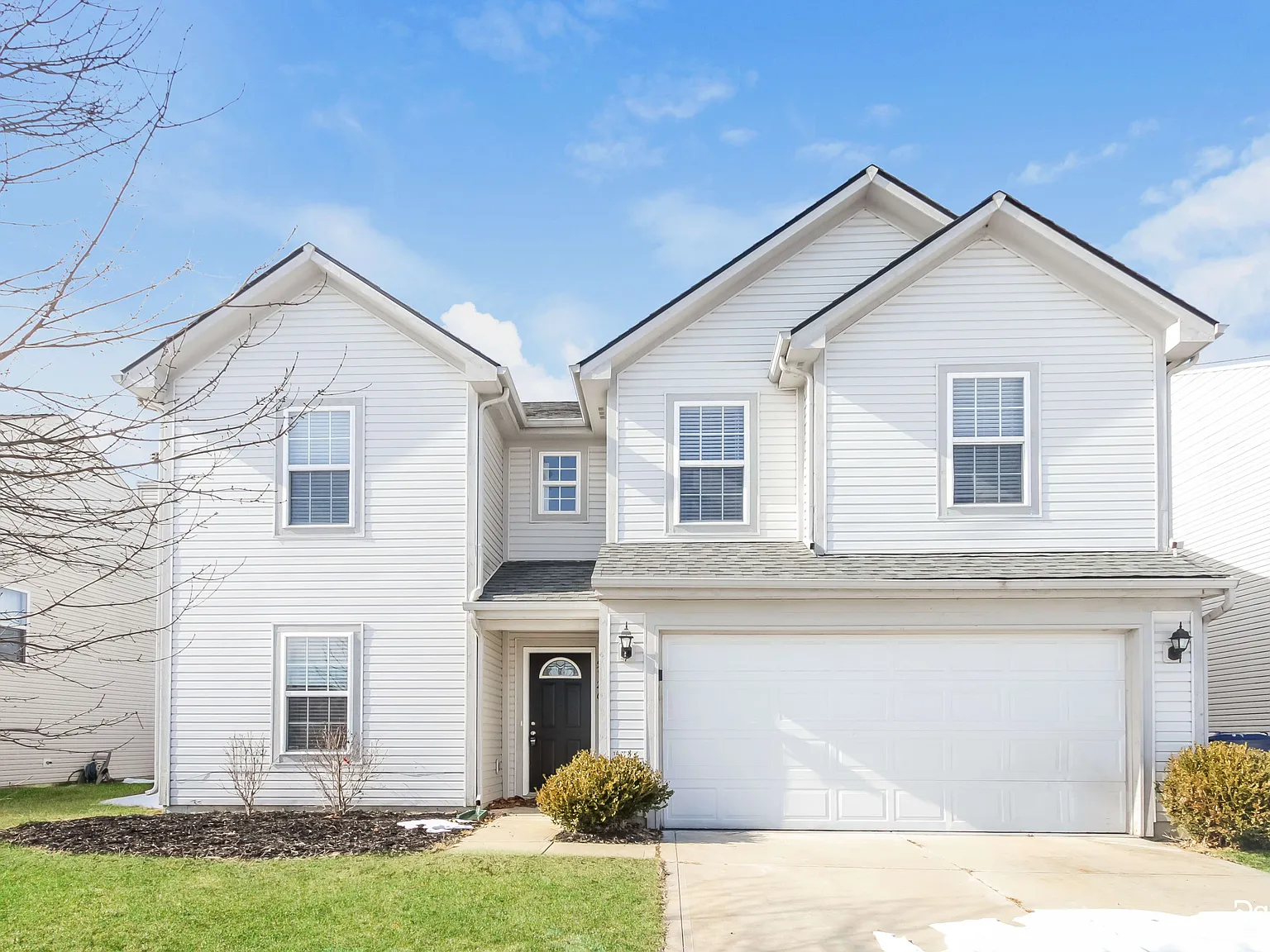 4 bed, 2.5 bath, 2388 sqft, $2,310 — Photo 1