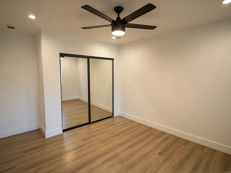 6002 Adenmoor Ave — Photo 11