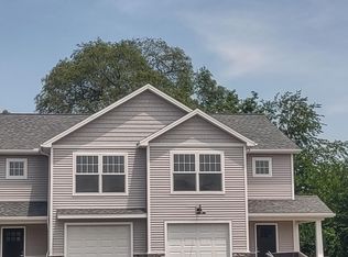 3001 Luverne Ave, Oregon, OH 43616