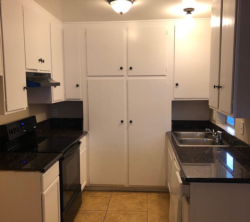 1st image of 2524 Haley St APT 19