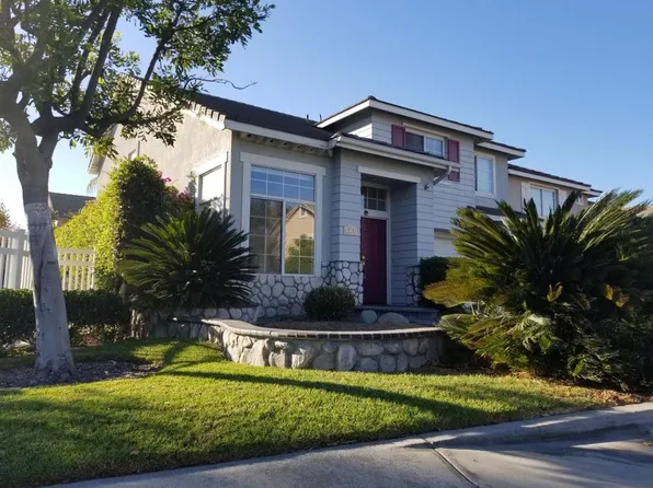548 S Harvest Ln, Orange, CA 92866