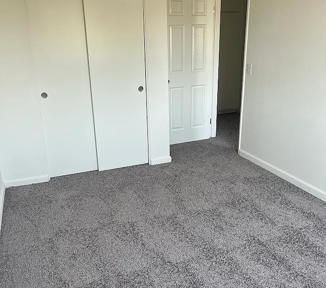 Mills Terrace — Photo 13