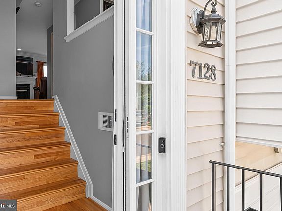 3rd image of 7128 Collinsworth Pl