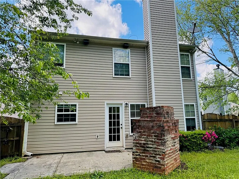 2515 Sheldon Pl — Photo 26