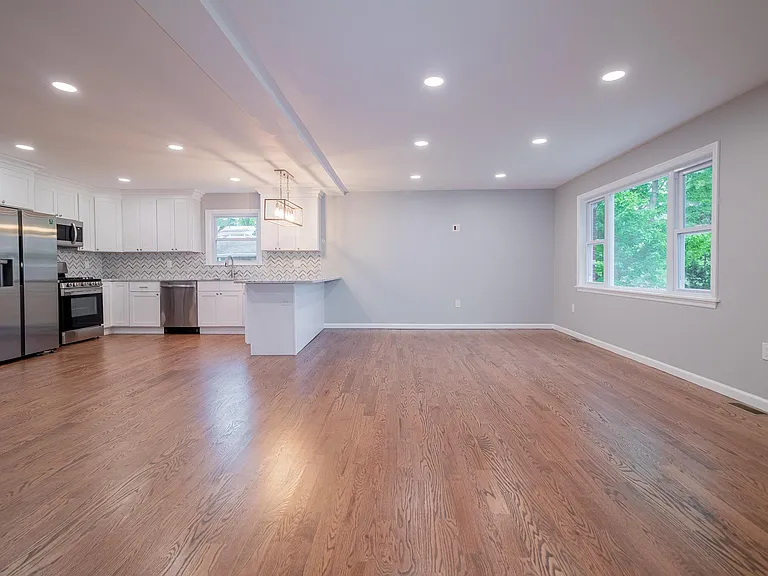 205 Gordon Ave #A — Photo 4