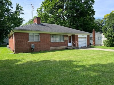 332 Hamilton Ave, Almont, MI, 48003