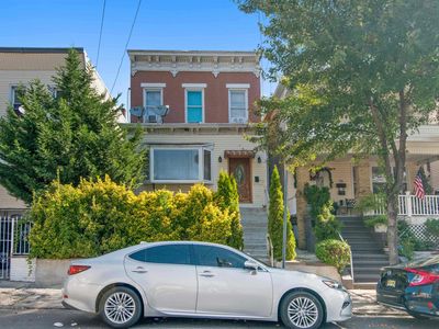 78 Linden Ave, Jersey City, NJ, 07305