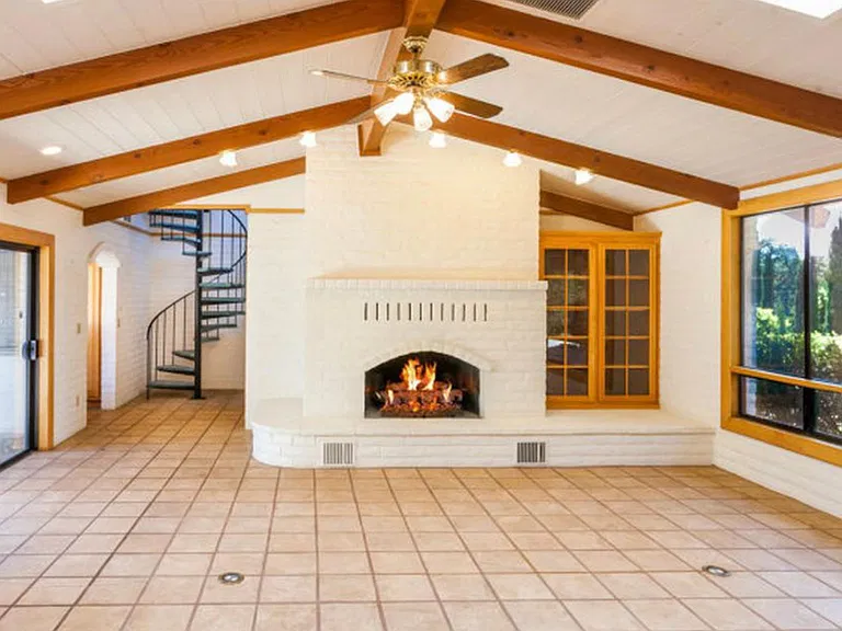 751 Corral De Tierra Rd — Photo 5