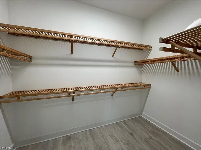6984 Saona Ct — Photo 17