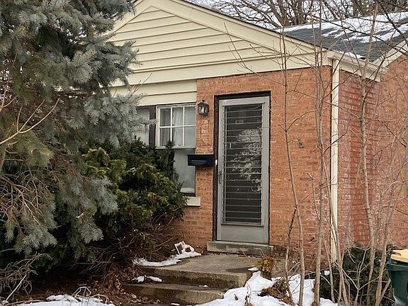 3rd image of 205 S Belmont Ave