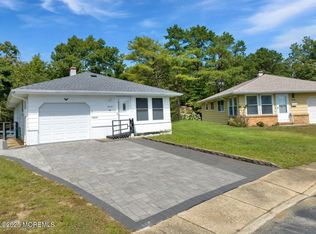 13 Saint Pierri Court, Toms River, NJ 08757
