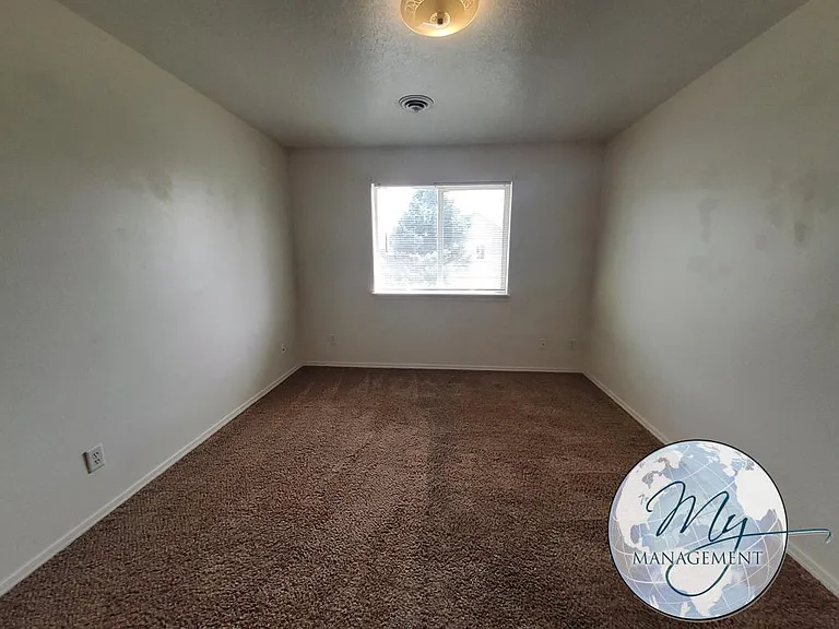 3 bed, 2.0 bath, 1180 sqft, $1,590 — Photo 7