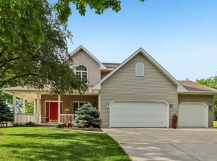 920 Lexington Way, Waunakee, WI 53597