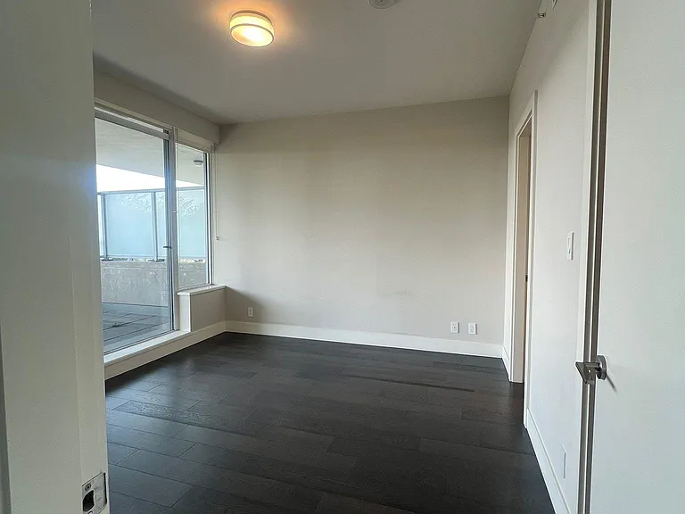 866 Arthur Erickson Pl #202 — Photo 6