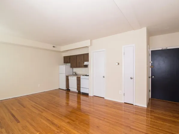 319 S 10th St #2311, Philadelphia, PA 19107