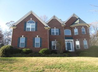 6323 Riverside Oaks Dr, Huntersville, NC 28078