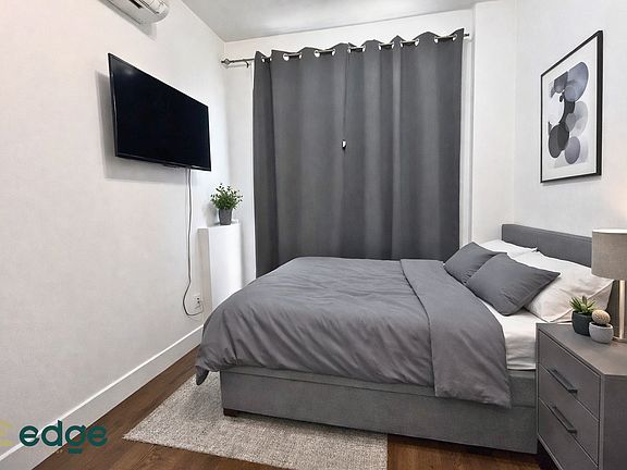 4th image of 340 Irving Ave #1I
