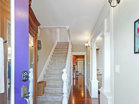 5th image of 2613 Grand Ave