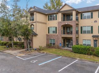 7800 POINT MEADOWS Drive #737, Jacksonville, FL 32256
