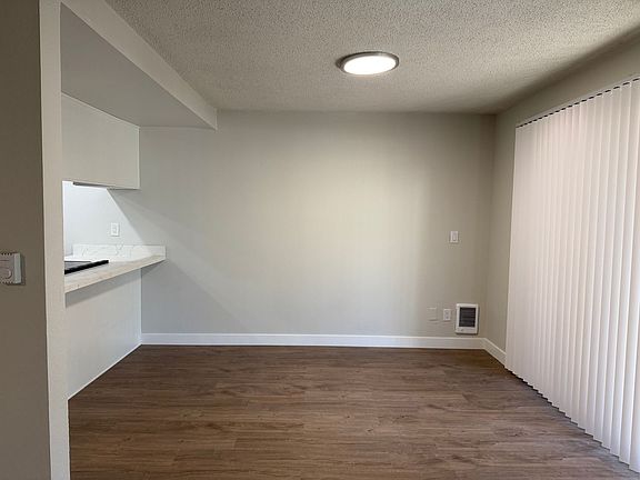 3rd image of 940 N 163rd St #105
