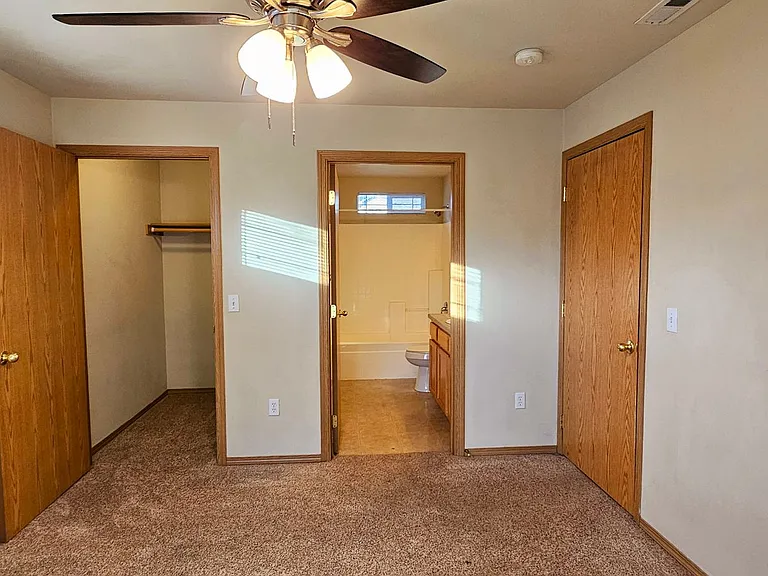 1805 E Overland Rd #51 — Photo 9