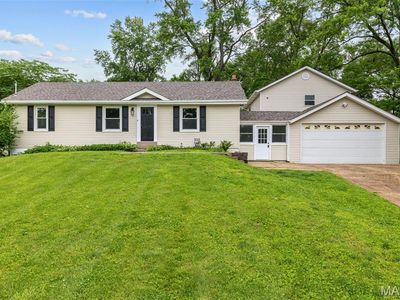 11304 De Runtz Ave, Maryland Heights, MO, 63043