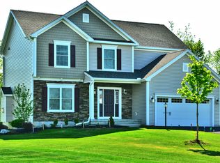 3 Brisbane Ct, Colonie, NY