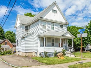 98 Sanford St, Rochester, NY 14620