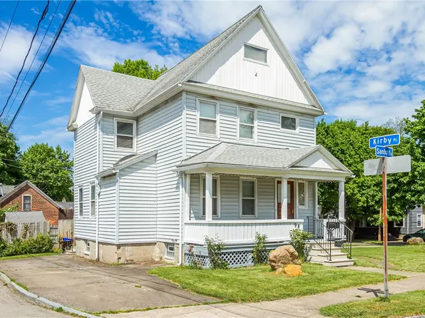 98 Sanford St, Rochester, NY 14620