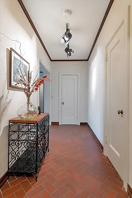 Sold by Benjamin Realty Since 1980 | media 46