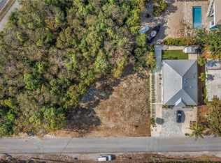 2 S Andros Rd, Key Largo, FL 33037