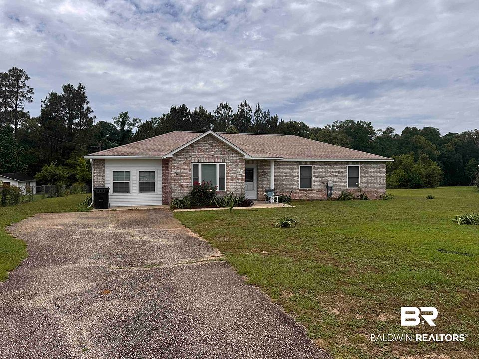 1st image of 15148 Highland Cir