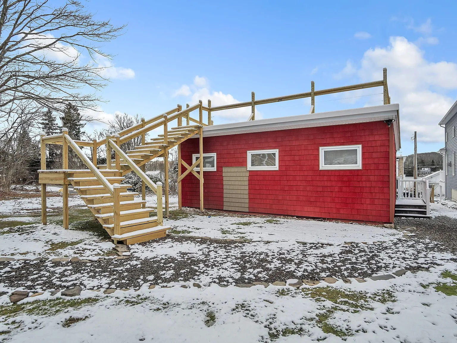 3 bed, 1000 sqft, $2,000 — Photo 3