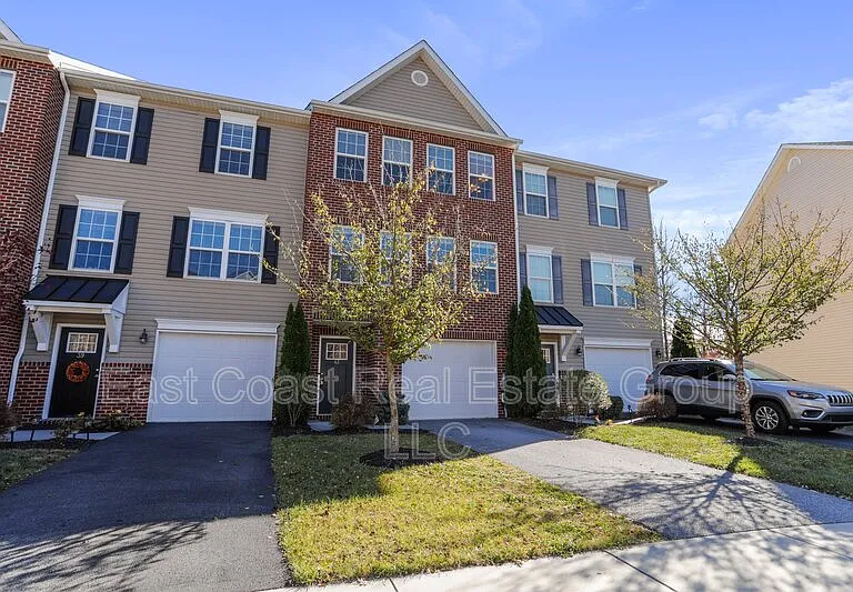 43 Savage Ct — Photo 5
