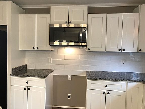 New Kitchen Cabinetry