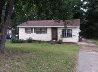 1468 E Sedgefield Dr, Winston Salem, NC 27107
