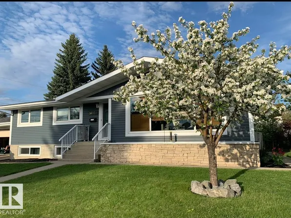 8607 62nd St NW, Edmonton, AB T6B 1N4