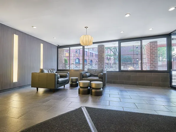 165 Christopher Street image 8 of 11