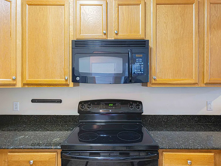 20969 Bishop Rd #B-2 — Photo 6