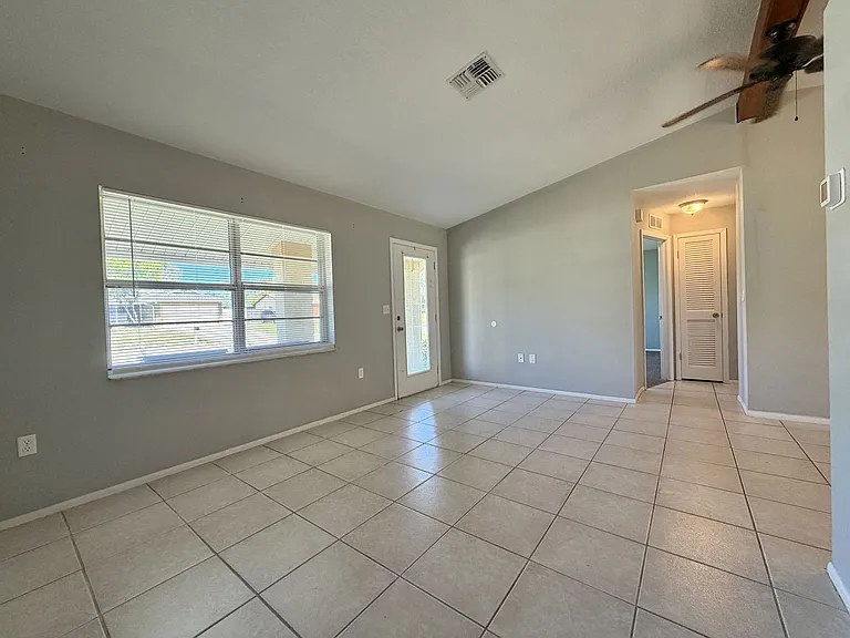 12258 Foothill St — Photo 6