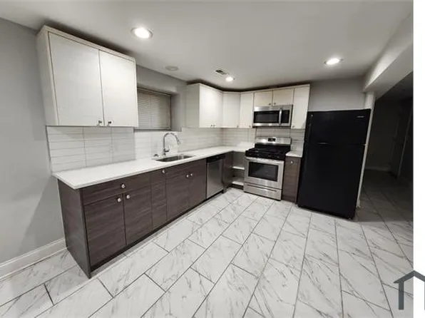7420 S Vernon Ave #G, Chicago, IL 60619