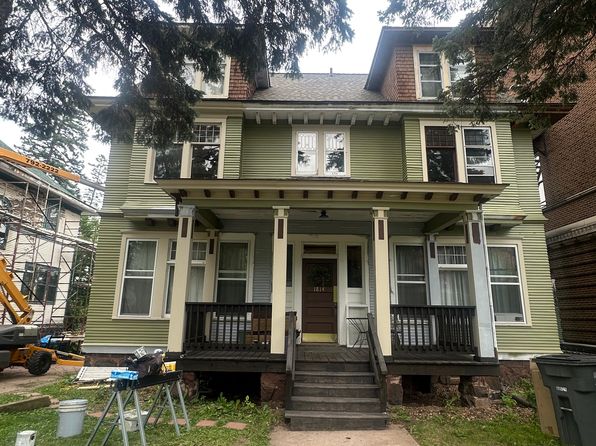1814 E 1st St #2