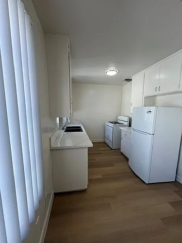 Floor plan 1 Bedroom. 1 Bathroom. 0 Half