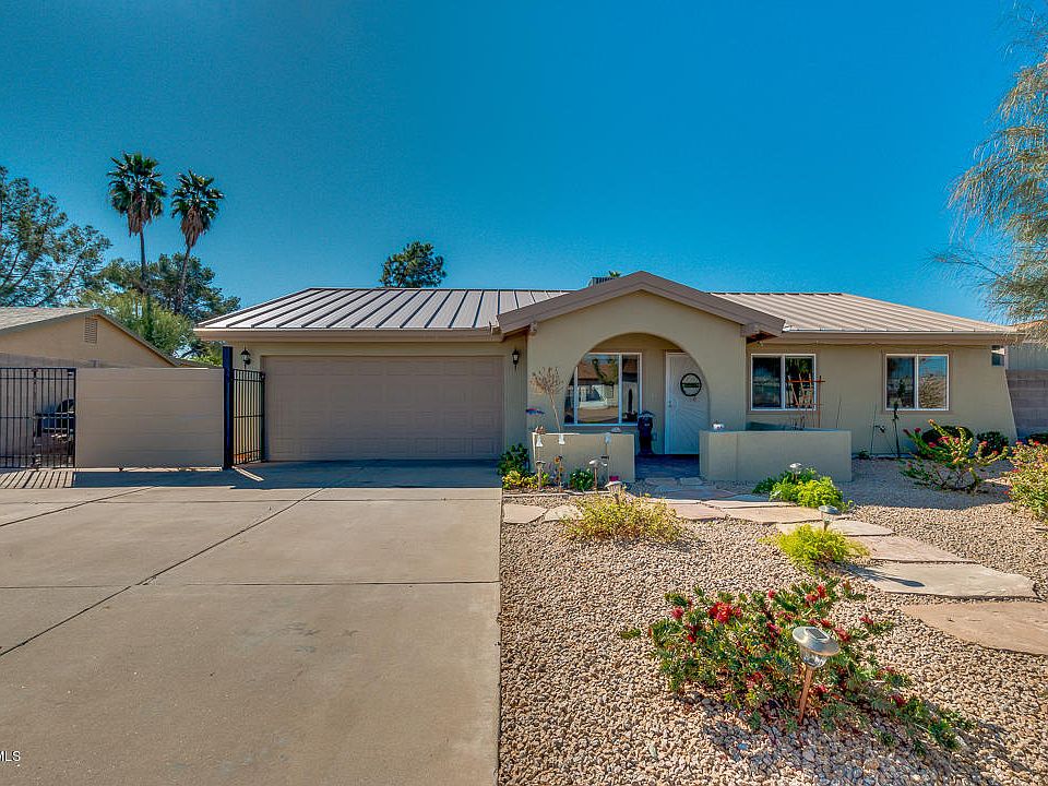 1st image of 3045 W Muriel Dr